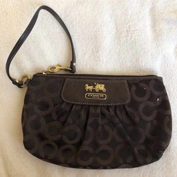coach clutch bag